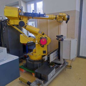 ROBOT PRZEMYSŁOWY FANUC ROBOTICS S-MODEL 420F.